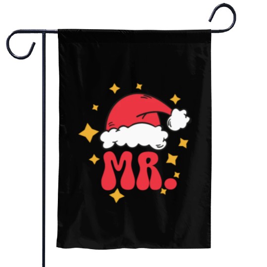 Mr And Mrs Claus Christmas Couples Matching Pajama Garden Flags