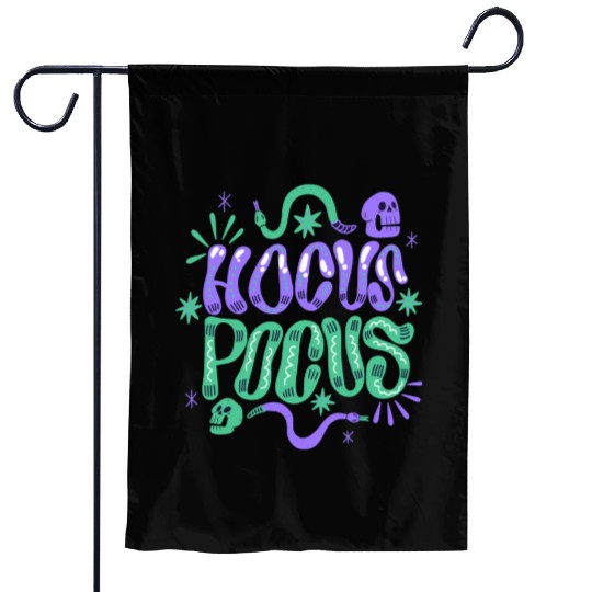 hocus pocus Garden Flags