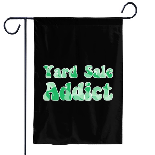 Yard Sale Addict green camo Garden Flags