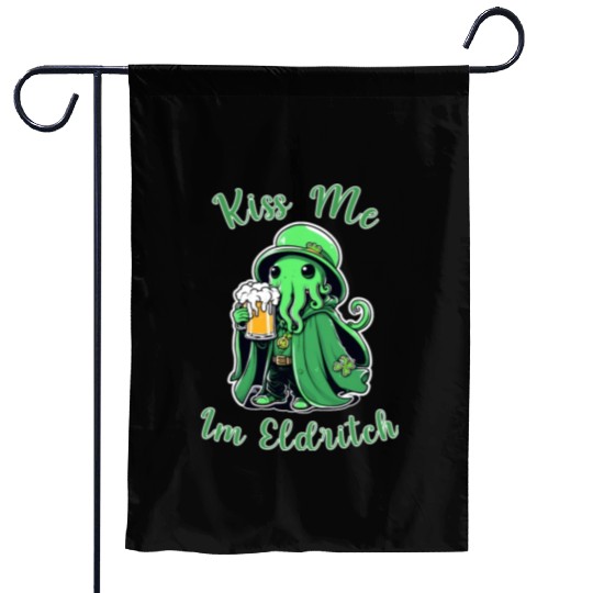Kiss Me I'm Eldritch - St. Paddy's Day Cthulhu Garden Flags