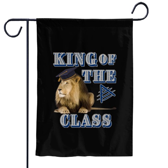 KING OF THE CLASS | Funny Lion Graduation Design Garden Flags