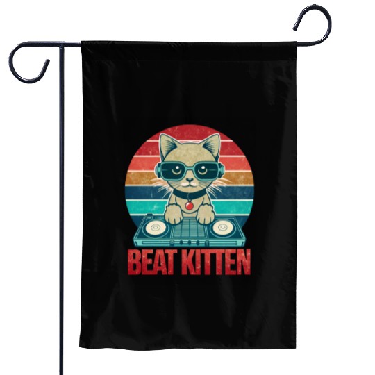 Vintage DJ Kitten Beat Sunset Streetwear Style Garden Flags