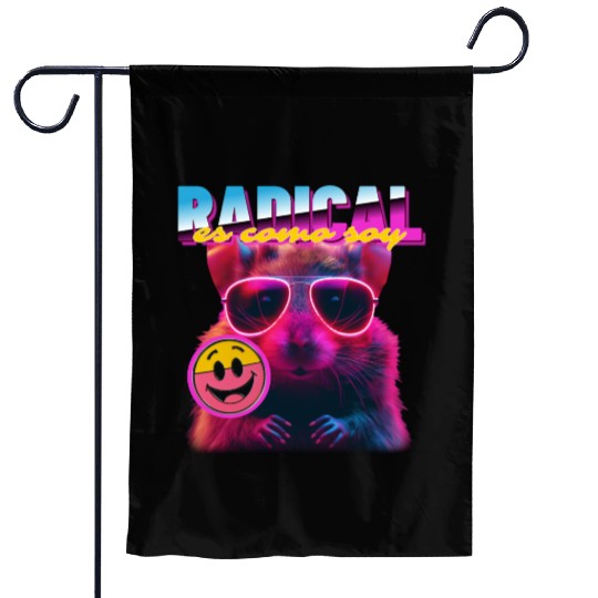 Hilarious "Radical es como soy" – Cheers to Comedy Garden Flags