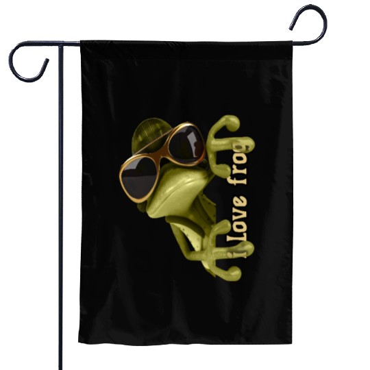 i love frog funny frog design Garden Flags