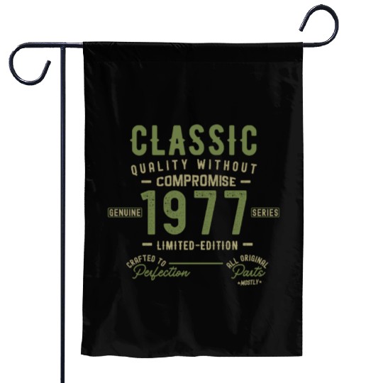 Classic 1977 – Limited Edition Vintage Garden Flags