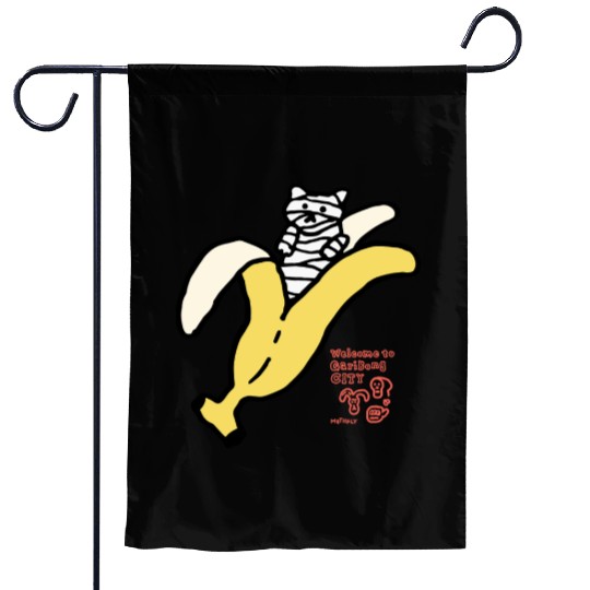 Bananyang - 031. Mummy Garden Flags