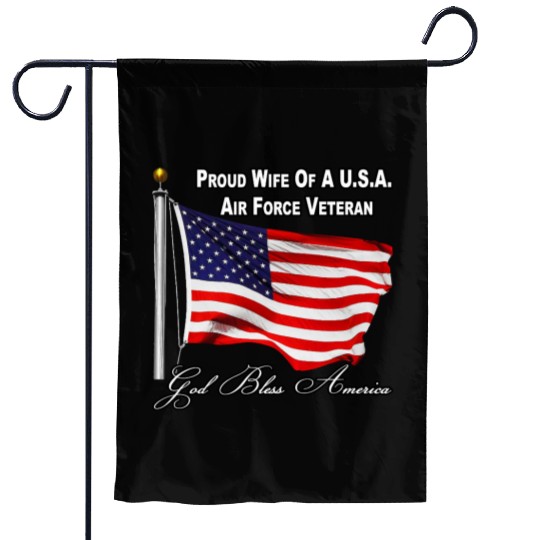 Proud Wife Of A US Air Force Veteran Garden Flags