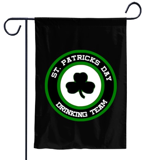 Sta Patrick's Day Drinking Team Garden Flags