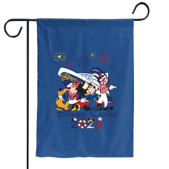 Disney Cruise Family Vacation 2023 Garden Flags,Disney Cruise Group Garden Flags