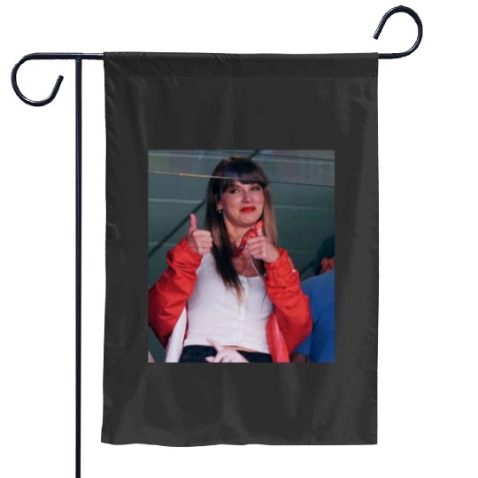 Discover Taylor Black Metal New Romantics Heartbreak  Album 1989 Taylor Vintage T-Shirt,  Taylor Shirt Gift Fan Made S-5XL Garden Flags