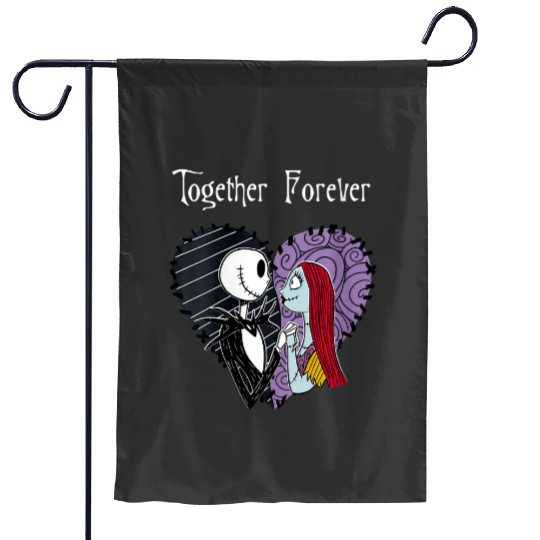 womens disney nightmare bee christmas jack sally toger Garden Flags