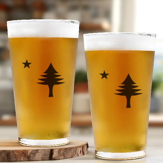 Pine tree and star 1901 flag of Maine State Glass Cups