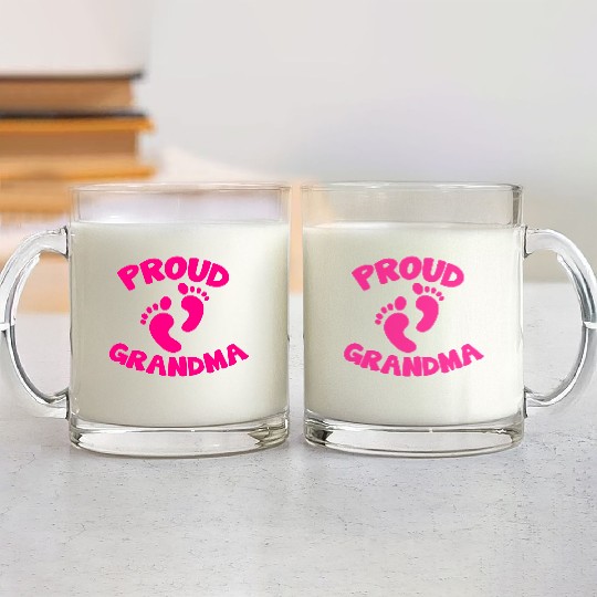 proud grandma with cute little maternity feet Glass Mugs