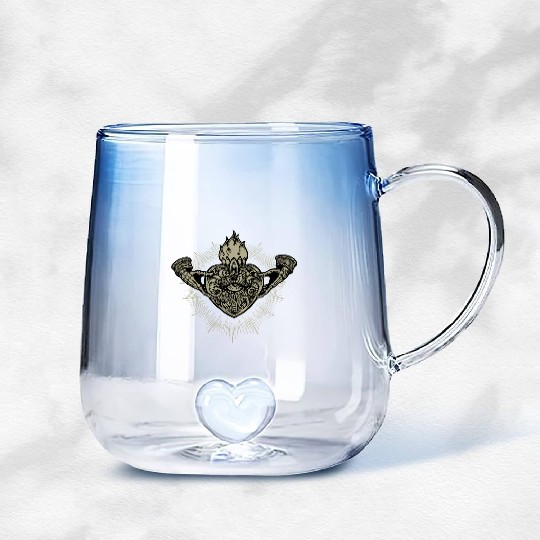 Sacred Heart Claddagh Symbol - Gold Gradient Glass Mugs