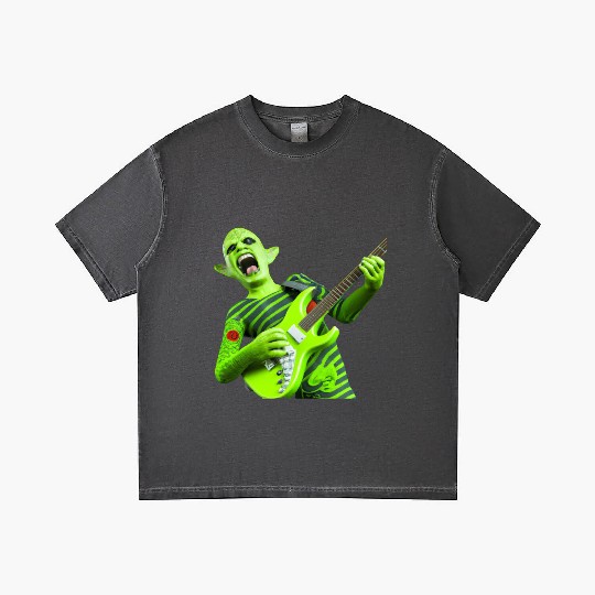 Huge green alien jamming on an electric guitar. Gradient T Shirts