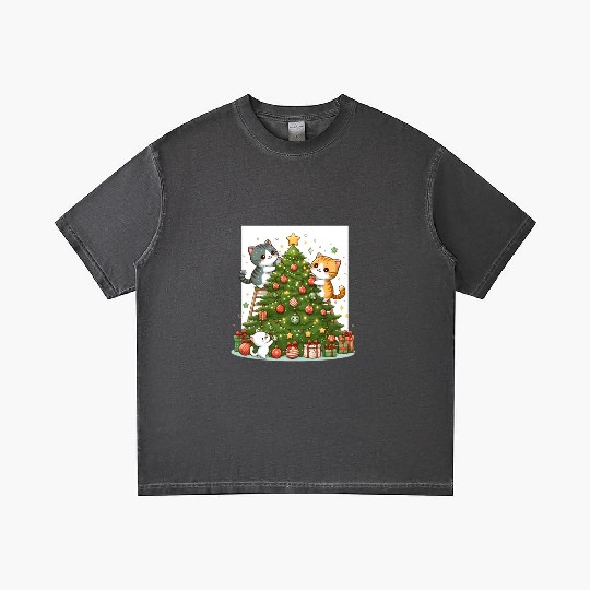Kittens decorate a Christmas tree Gradient T Shirts