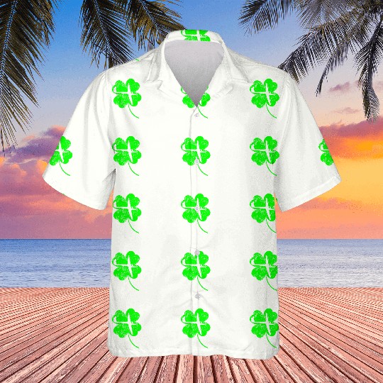 Gliding St. Patrick's day shamrock Hawaiians
