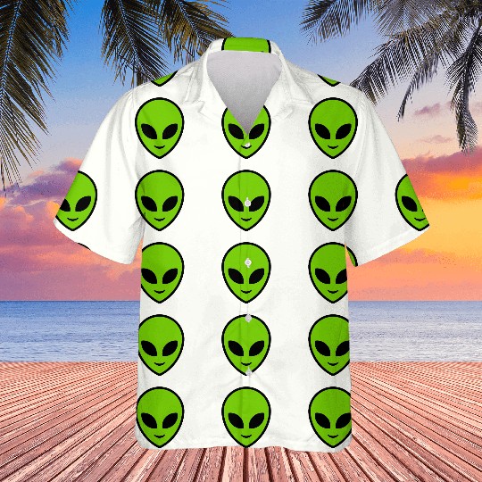 Alien. Green Alien head Hawaiians