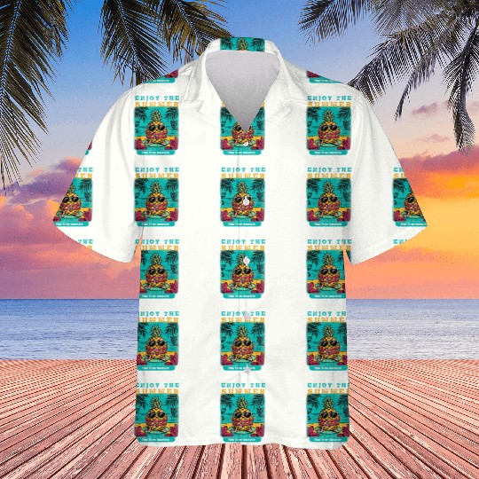 Enjoy Summer Time To Go Vacation Funny Pineapple Hawaiians