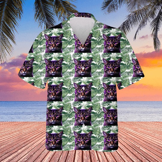 Vivid Lilac-Eyed Tabby Cat Portrait Hawaiians