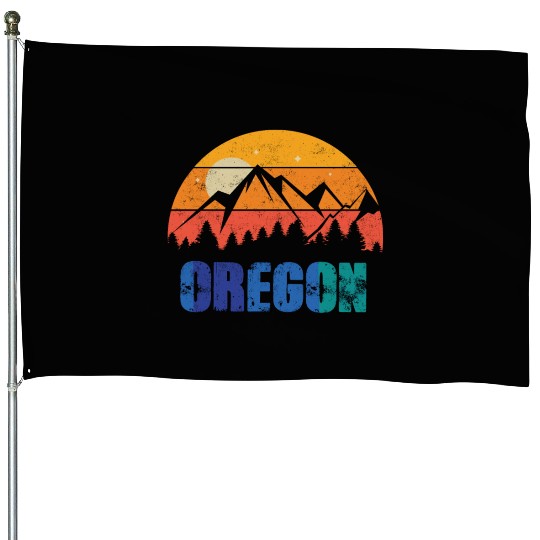 Retro Vintage Oregon With Mountain And Forest House Flags