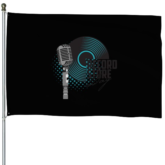 guitar and a microphone for the concert House Flags
