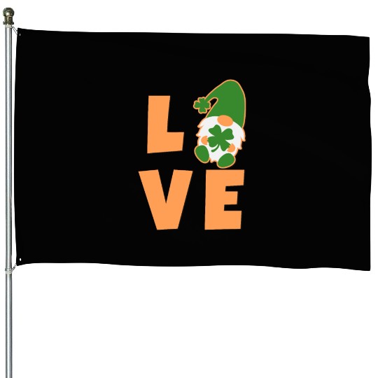 Love Gnome St Patricks Day Woman, Lucky Clover House Flags