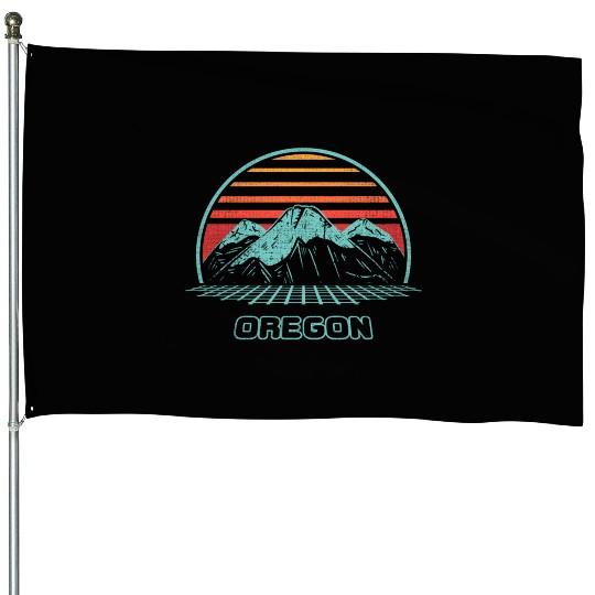 Oregon Mountain Hiking 80S Style House Flags