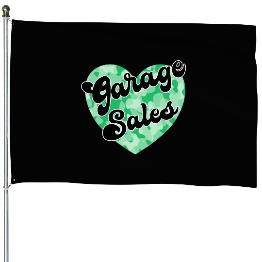Garage Sales green camo heart House Flags