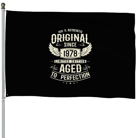 1978 Vintage Birthday Gift House Flags