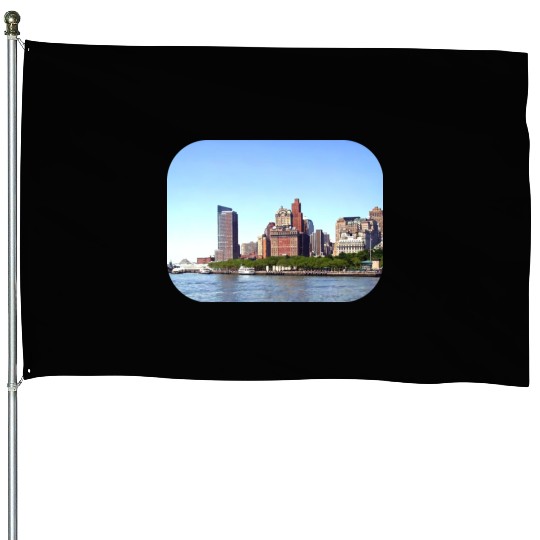 Manhattan NY - Manhattan Skyline on a Clear Day House Flags