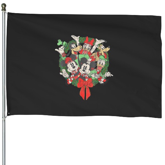 Group Shot Christmas Wreath   1: Mickey Disney Christmas, Disney Christmas House Flags