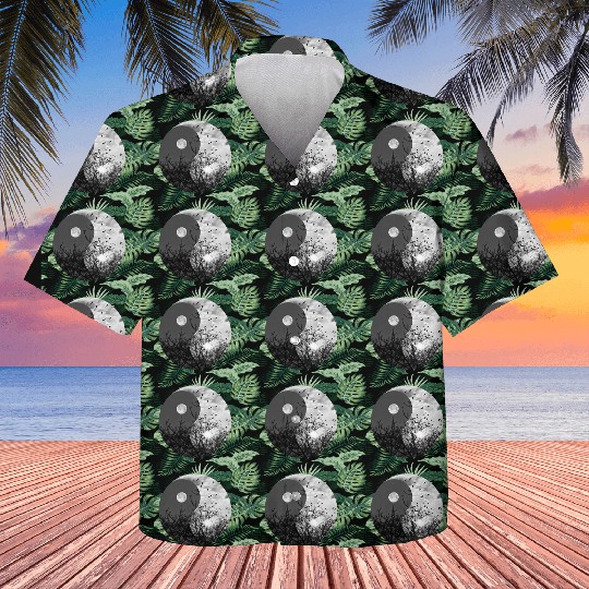 Yin and Yang of Moon and Sun in Black and White Kids Hawaiians