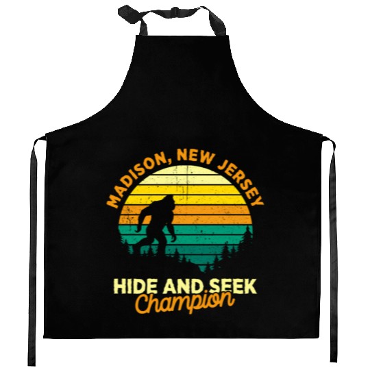 Madison New Jersey Big Foot Kitchen Aprons