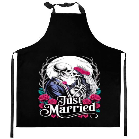 Gothic Just Married Skeletons Bride and Groom Kitchen Aprons