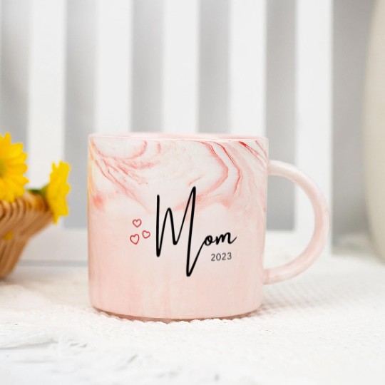 Mom 2023 - Mom to be in 2023 Marble Mugs
