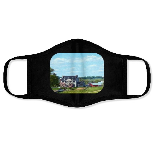 Lancaster PA - Family Farm In Spring Face Masks