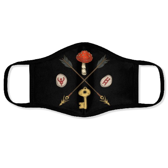 paganisem witchcraft Face Masks