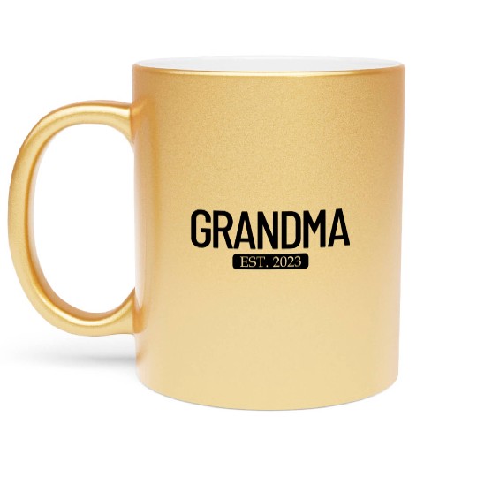 Grandma Est. 2023 New Grandparent Gift Women's Metallic Mugs