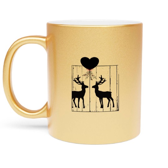 Reindeer love under a mistletoe Metallic Mugs