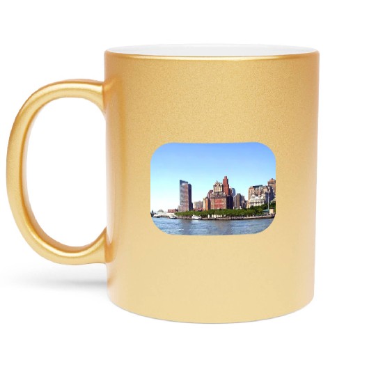Manhattan NY - Manhattan Skyline on a Clear Day Metallic Mugs