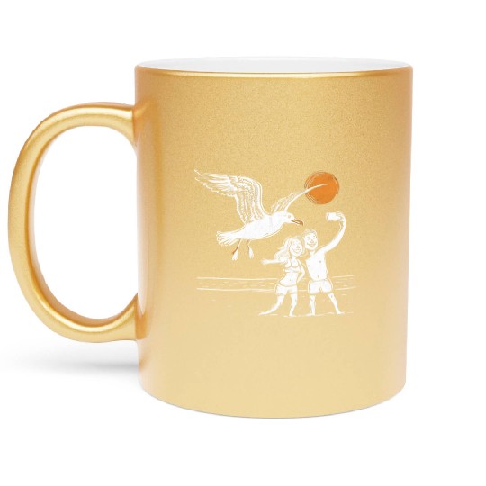 Seagull Surprise: The Ultimate Beach Photobomb Metallic Mugs