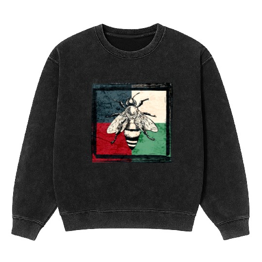 Vintage Bee Insect Colorful Illustration Mineral Wash Sweatshirts