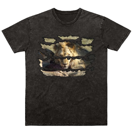 Ripped Wildlife Lion Stare Mineral Wash T Shirts