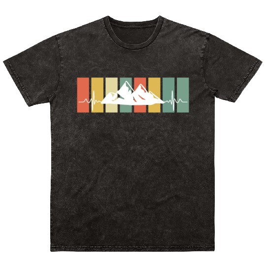 Mountaineering Summit Hiker Mountain love Mineral Wash T Shirts