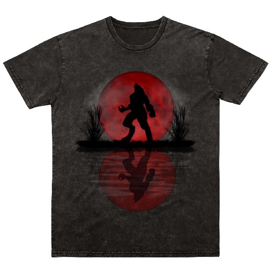 Werewolf Under A Full Blood Moon Howling Mineral Wash T Shirts