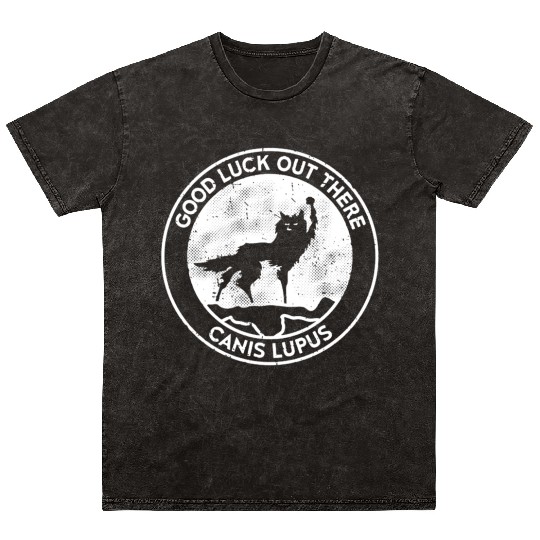 canis lupus mountain Mineral Wash T Shirts
