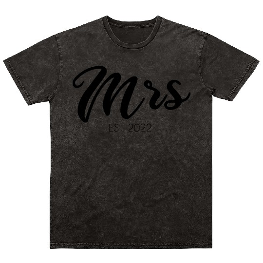Wedding Mrs Est 2022 Bridal Bride Mineral Wash T Shirts