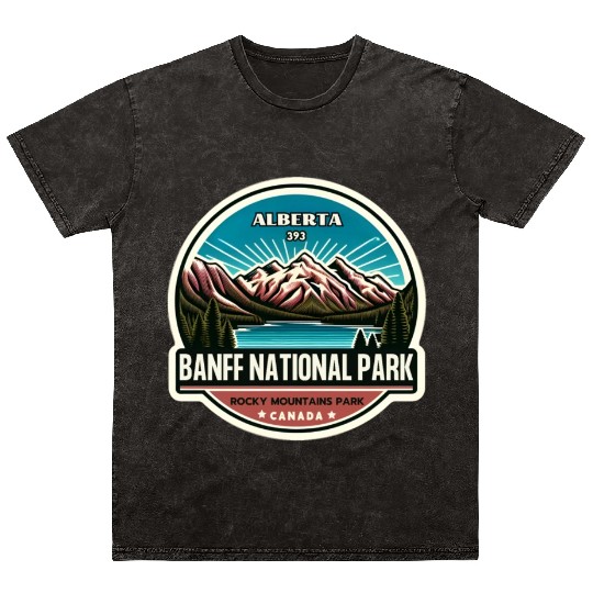 Banff National Park, Alberta Canada grizzly bears Mineral Wash T Shirts
