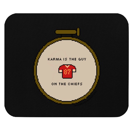taylorr swift and travis kelce - pixel art! (1) Mouse Pads
